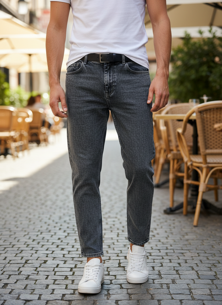 Blackwash Momfit Jeans